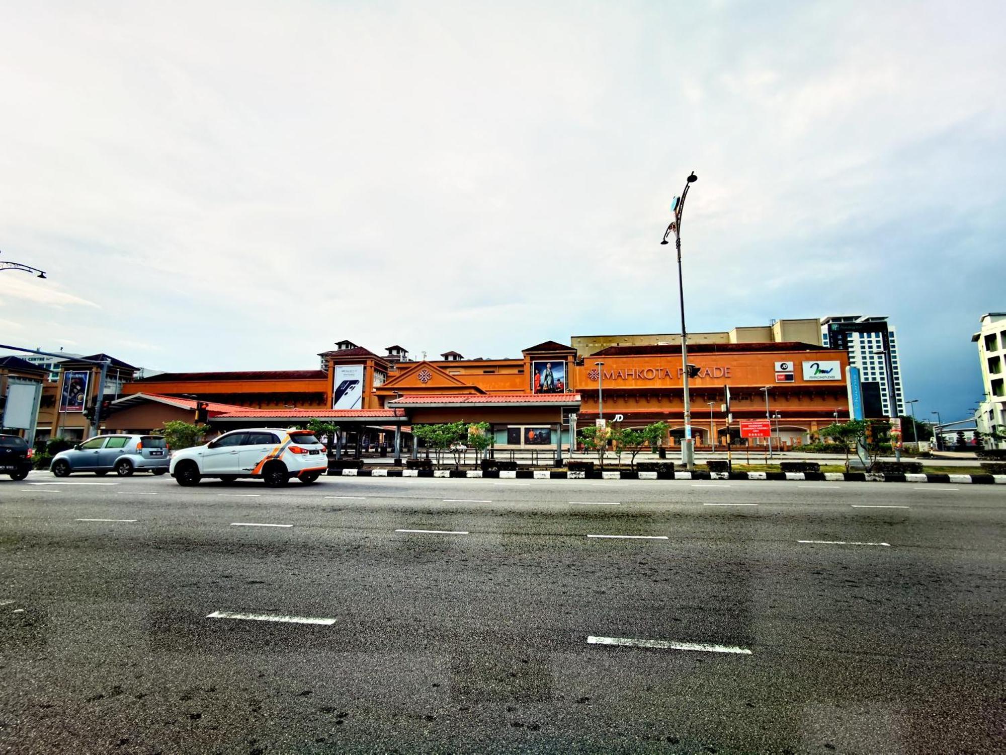 Bandar Melaka Family Bungalow Private Pool Bbq Wifi Netflix Экстерьер фото