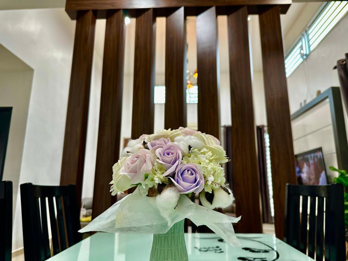 Bandar Melaka Family Bungalow Private Pool Bbq Wifi Netflix Экстерьер фото